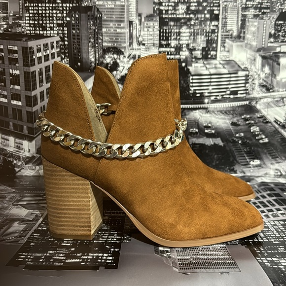 Steve Madden Ankle Boots - Picture 2 of 8